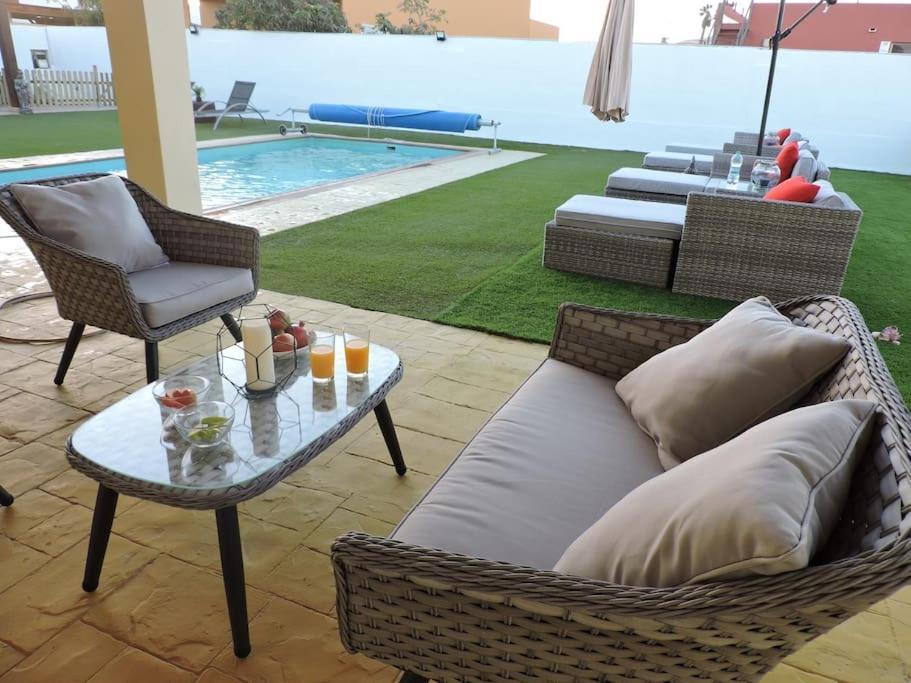 Villa Ventura - Piscina Climatizada & Aire Acondicionado Caleta de Fuste Extérieur photo